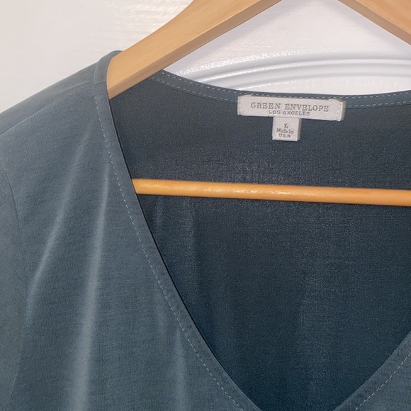 Green Envelope Los Angeles Green Blouse with Zipper Feature - Picture 3 of 5